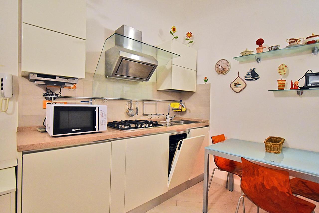 Ferienwohnung La Tana Del Poeta Lerici Exterior foto